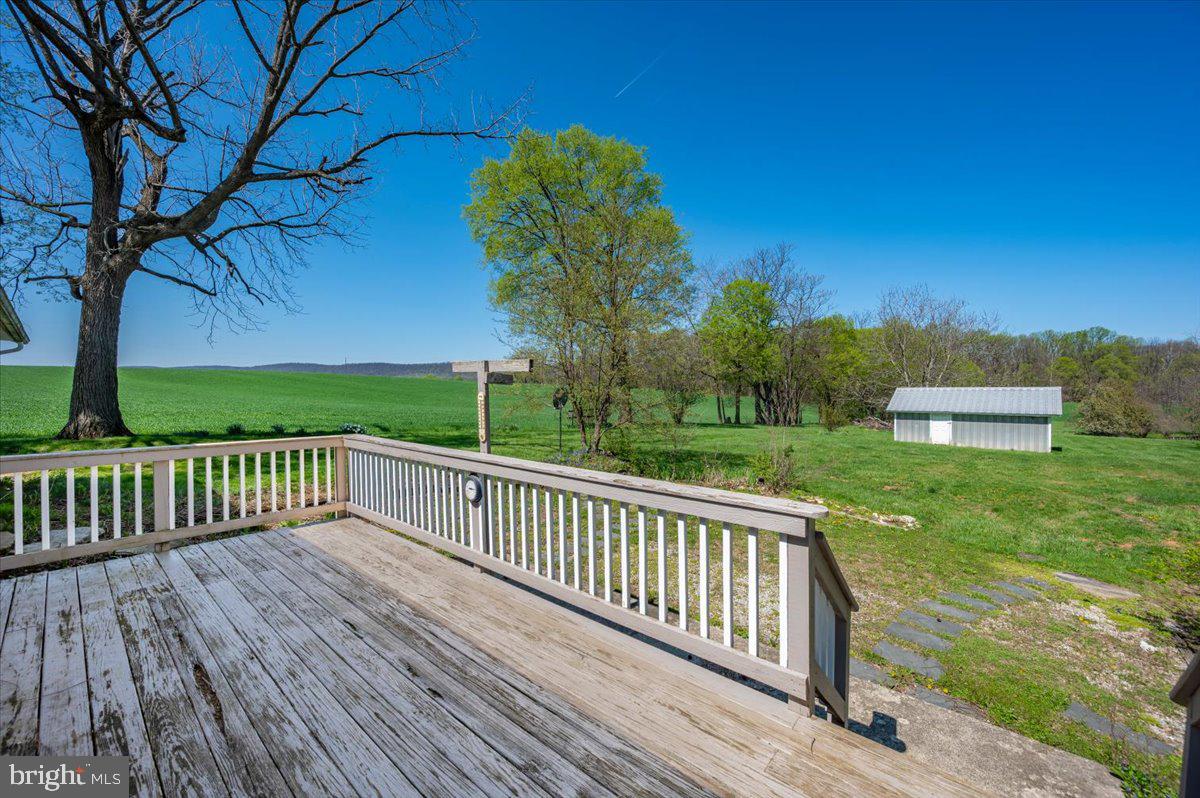 5536 Catholic Church Road Jefferson, MD 21755 - Photo 47 of 67 Rear Deck