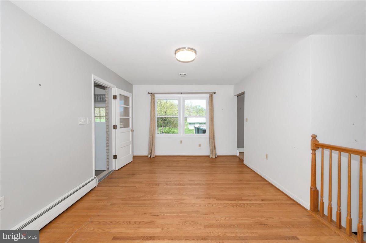 5536 Catholic Church Road Jefferson, MD 21755 - Photo 8 of 67 Dining Room