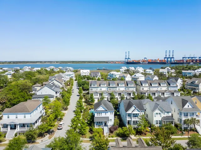 $1,250,000 | 1659 Pierce Street, Daniel Island, SC 29492