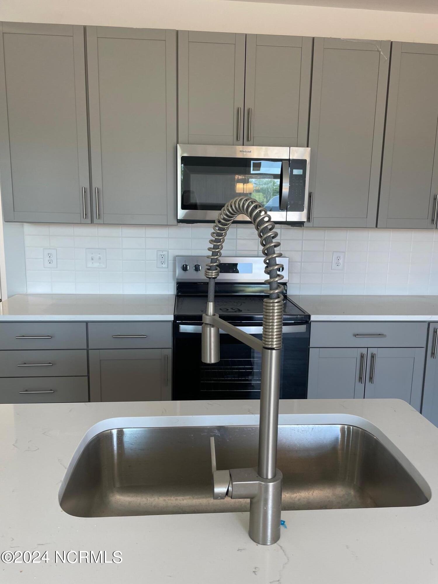 3605 Tarmac Road, Unit EP 118 Wilson, NC 27896 - Photo 14 of 25 Kitchen