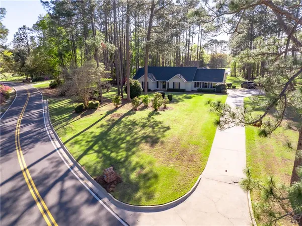 $339,900 | 180 Heritage Circle, Blackshear, GA 31516