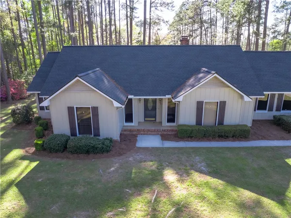 $339,900 | 180 Heritage Circle, Blackshear, GA 31516