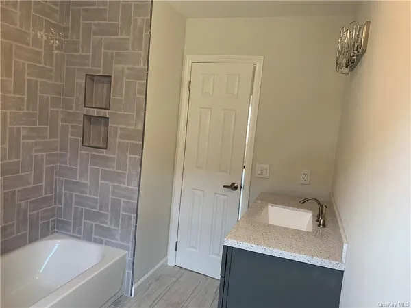 $3,800 | 492 Main Street, West Harrison, NY 10604