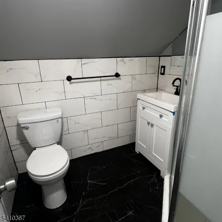 $925,000 | 345 Summer Avenue, Newark, NJ 07104