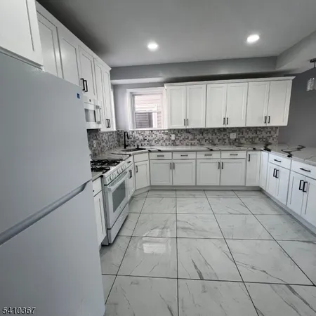 $925,000 | 345 Summer Avenue, Newark, NJ 07104