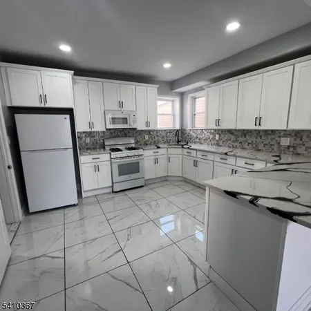 $925,000 | 345 Summer Avenue, Newark, NJ 07104