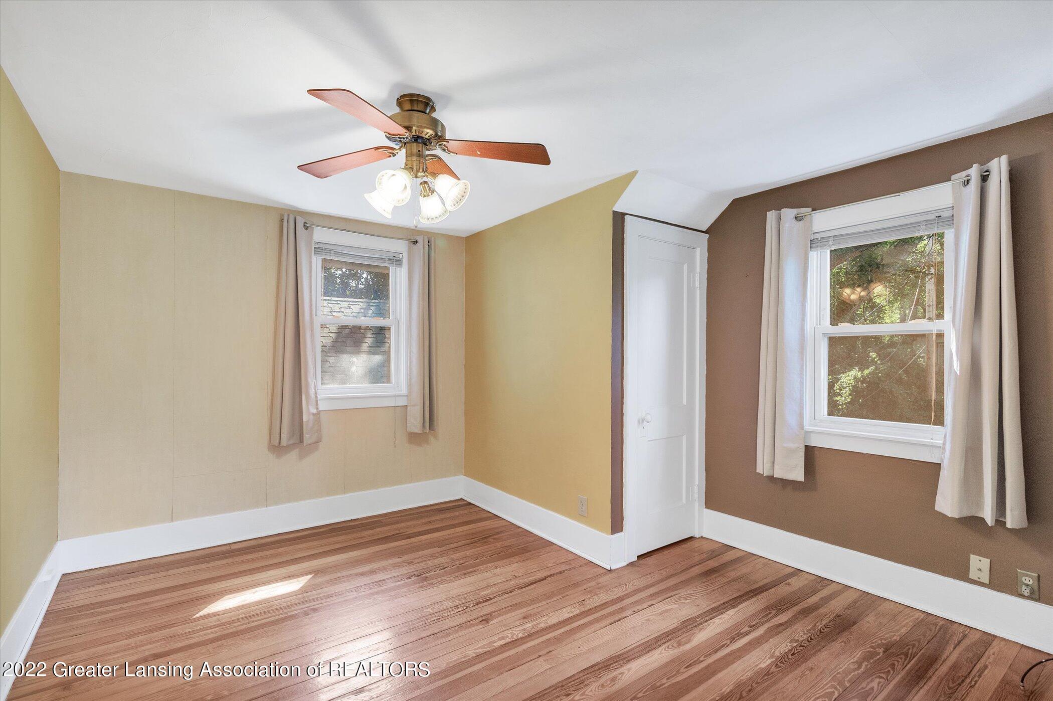 1805 Drexel Road Lansing, MI 48915 - Photo 20 of 36 Bedroom