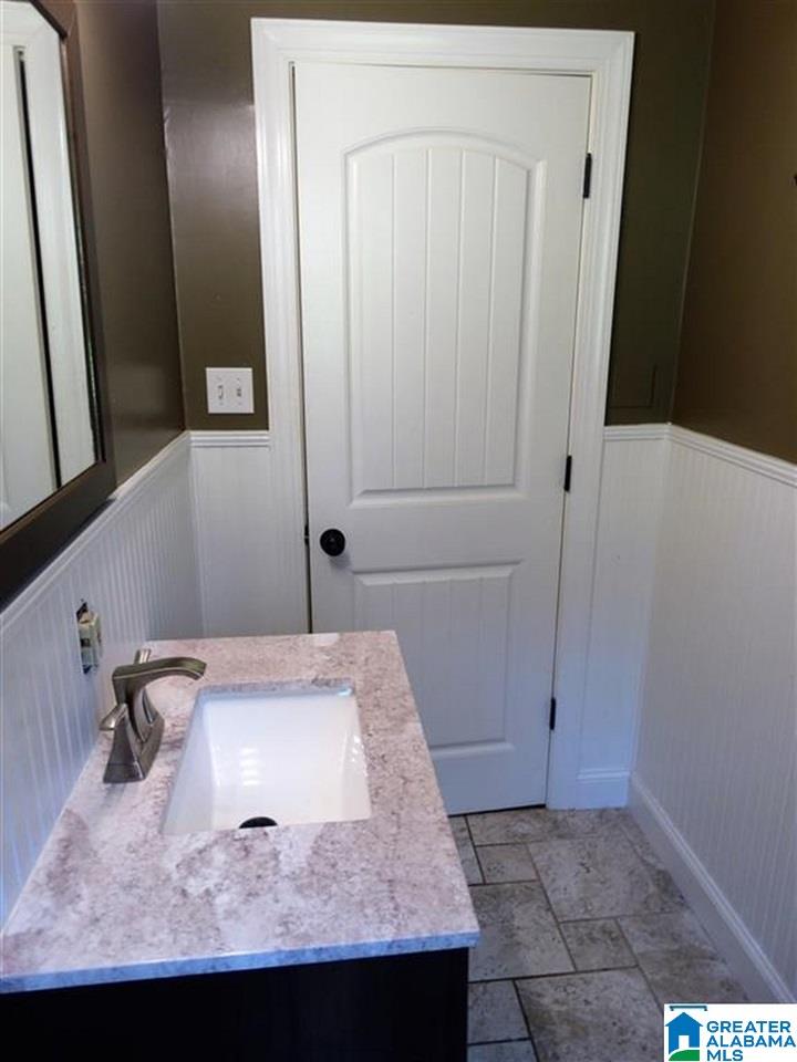 520 Pine Point Lane Talladega, AL 35160 - Photo 18 of 28