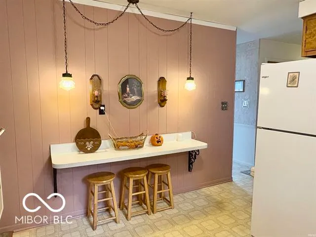 $235,000 | 1301 North County Road 650 East, Selma, IN 47383