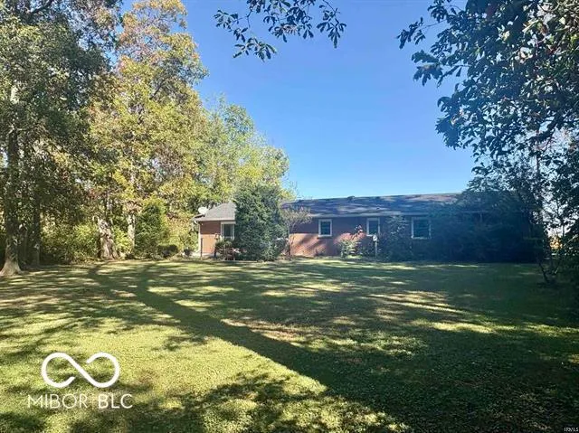 $235,000 | 1301 North County Road 650 East, Selma, IN 47383