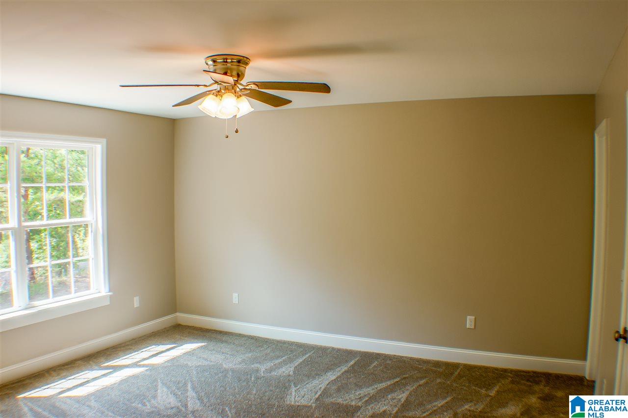 2592 Elvester Road Warrior, AL 35180 - Photo 10 of 26