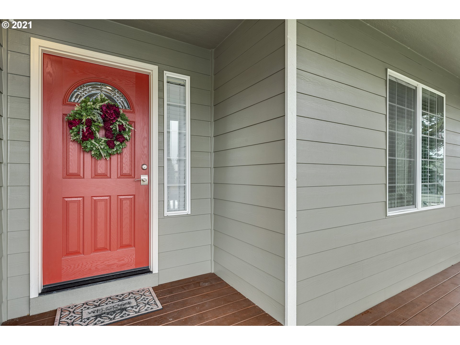 15170 Southeast Aston Loop Portland, OR 97236 - Photo 3 of 32 Gallery Image 3