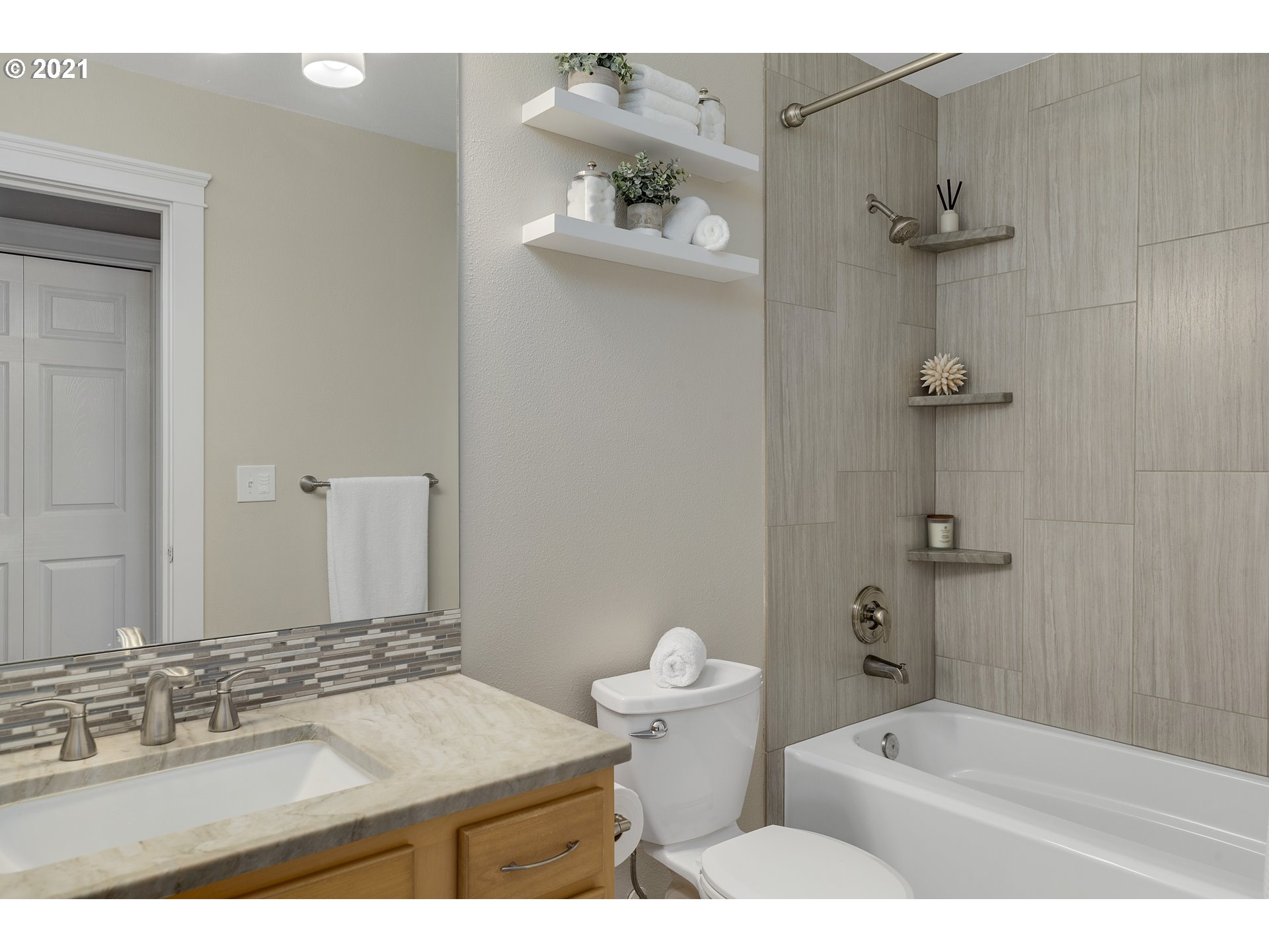 15170 Southeast Aston Loop Portland, OR 97236 - Photo 23 of 32 Gallery Image 23