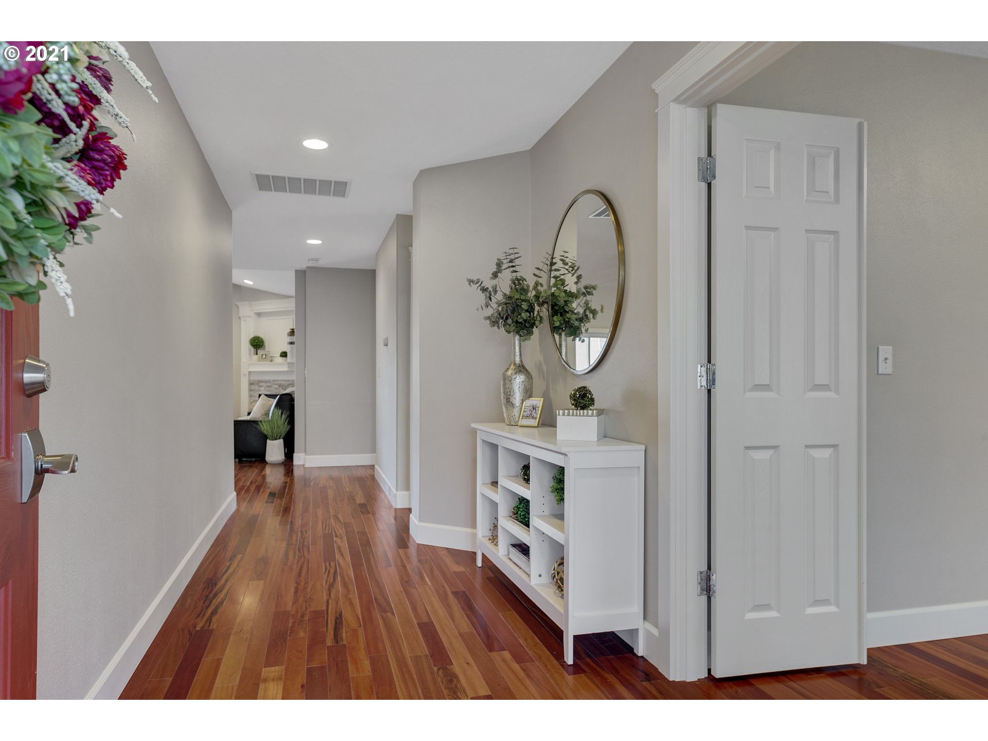 15170 Southeast Aston Loop Portland, OR 97236 - Photo 7 of 32 Gallery Image 7