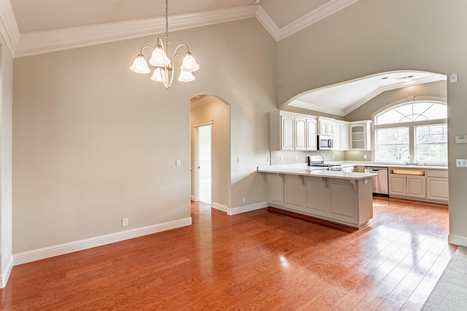 11800 Quartz Hill Road Redding, CA 96003 - Photo 15 of 70 21 dining