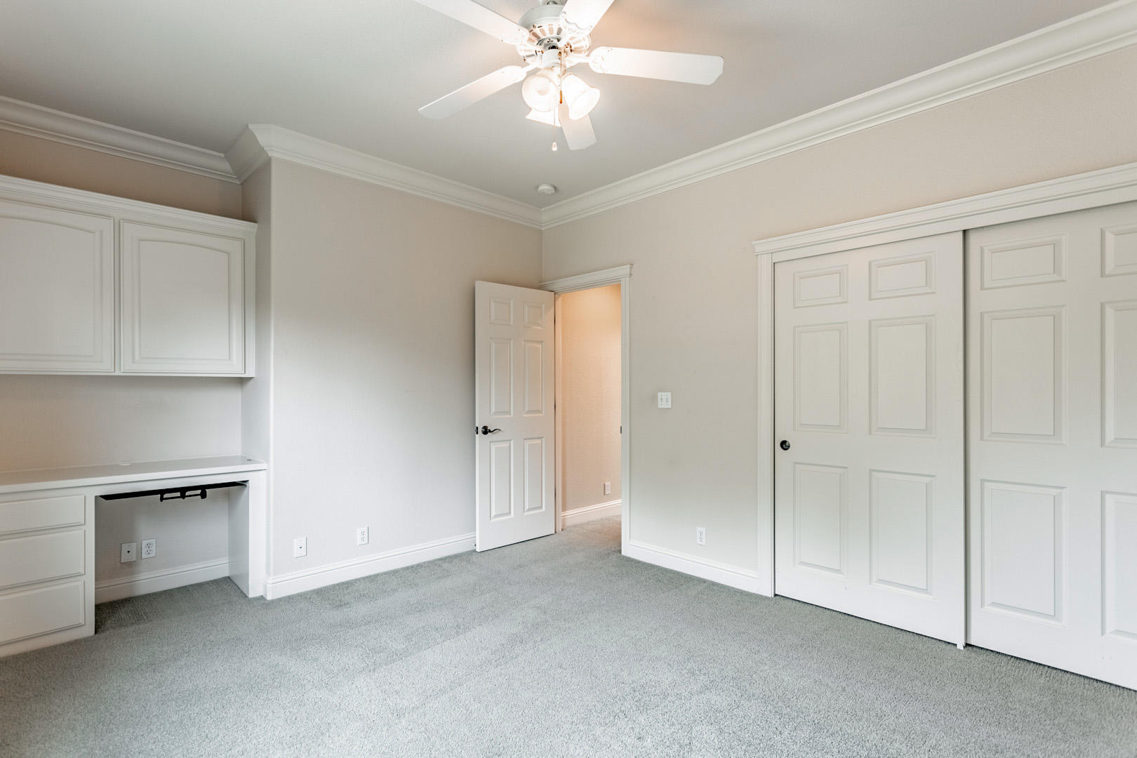 11800 Quartz Hill Road Redding, CA 96003 - Photo 21 of 70 39 bed 1