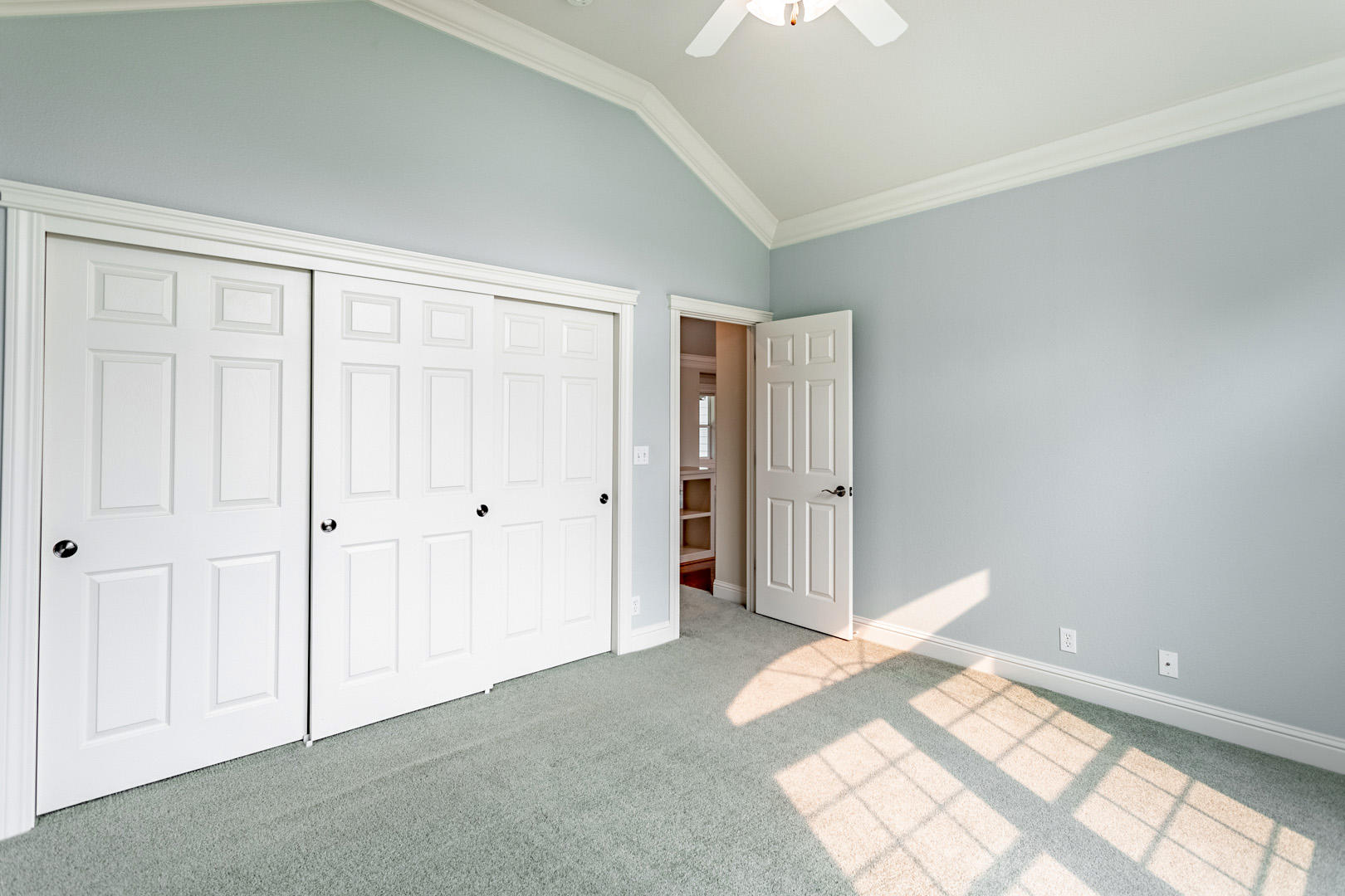 11800 Quartz Hill Road Redding, CA 96003 - Photo 23 of 70 41 bed 2