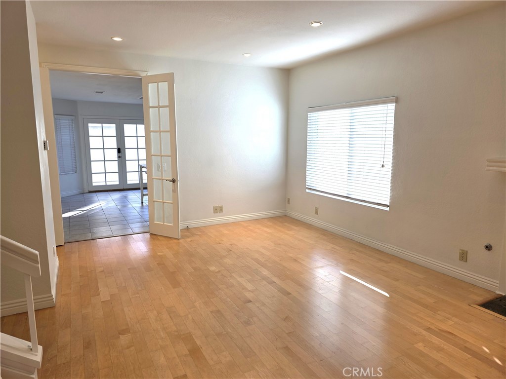 388 Fallingstar Irvine, CA 92614 - Photo 4 of 29