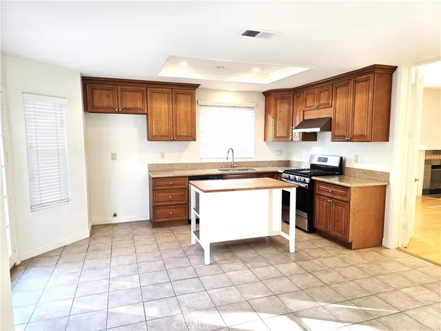 $4,200 | 388 Fallingstar, Irvine, CA 92614