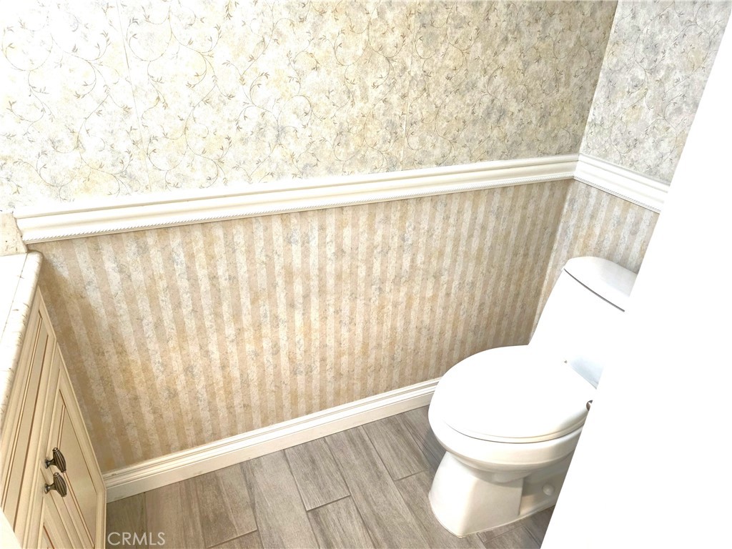 388 Fallingstar Irvine, CA 92614 - Photo 10 of 29