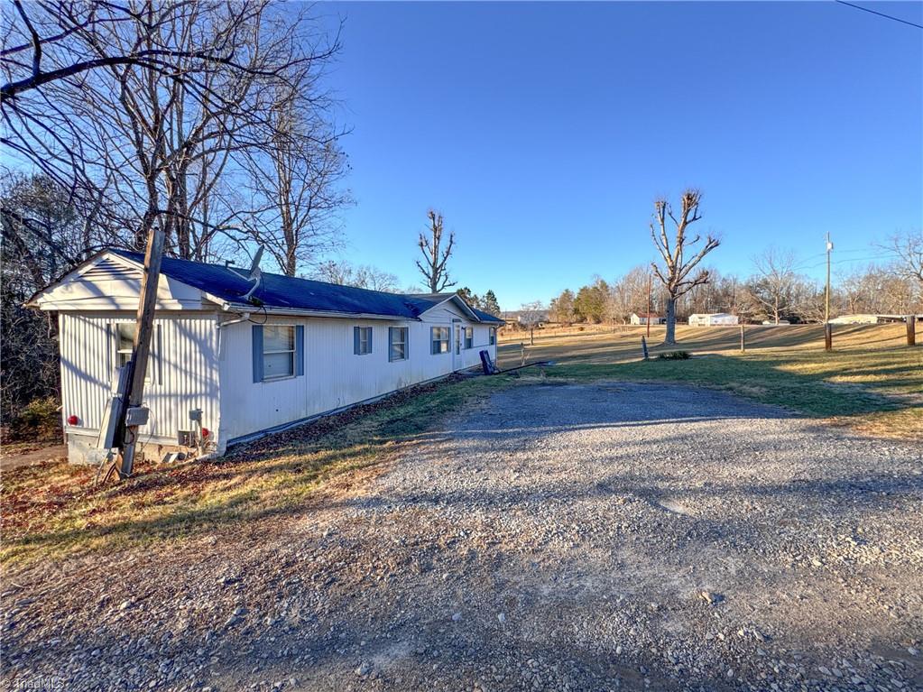 2628 Windy Ridge Road North Wilkesboro, NC 28659 - Photo 37 of 43