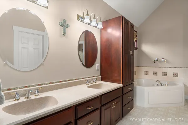 $735,000 | 293 Farm Court, Yorkville, IL 60560