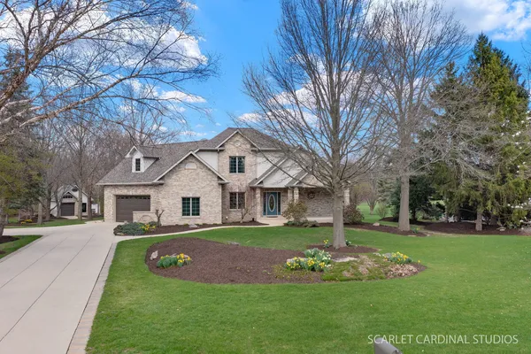 $735,000 | 293 Farm Court, Yorkville, IL 60560