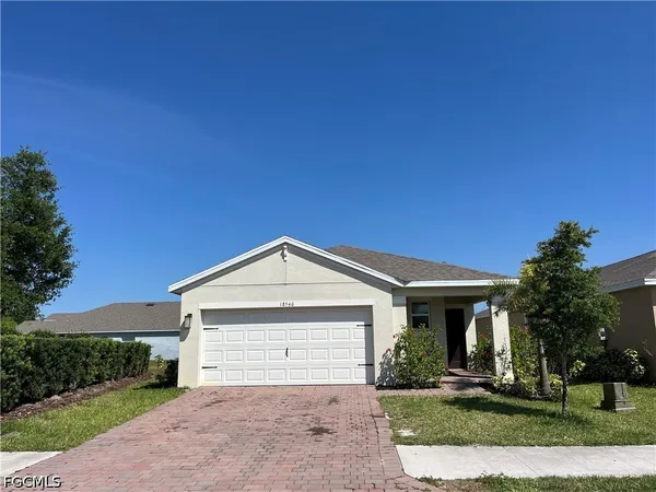 $1,950 | 18540 Cronin Sand Lane, North Fort Myers, FL 33917