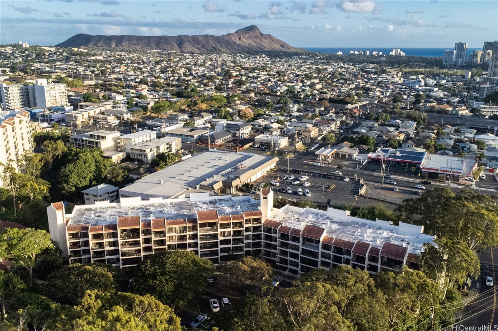 3138 Waialae Avenue, Unit 330 Honolulu, HI 96816 - Photo 17 of 17 a view of a city