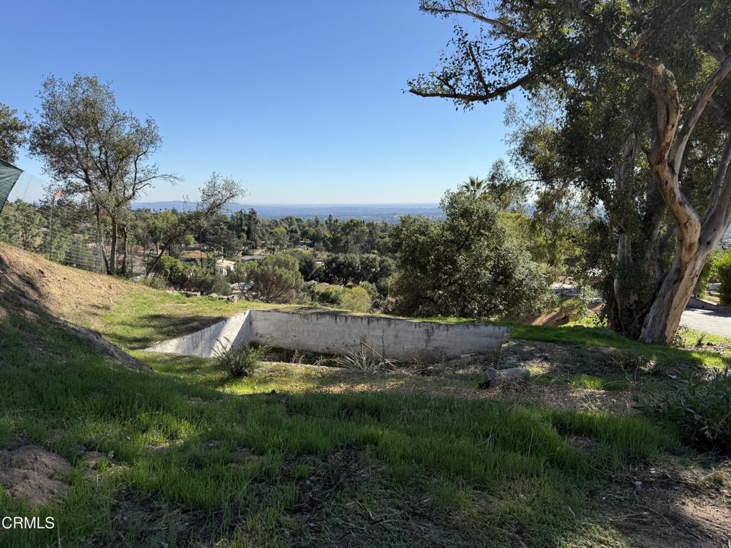 242 Taos Road Altadena, CA 91001 - Photo 33 of 37 a view of a lake with houses in back