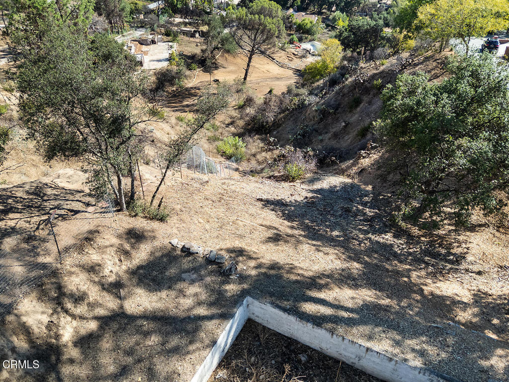 242 Taos Road Altadena, CA 91001 - Photo 10 of 37