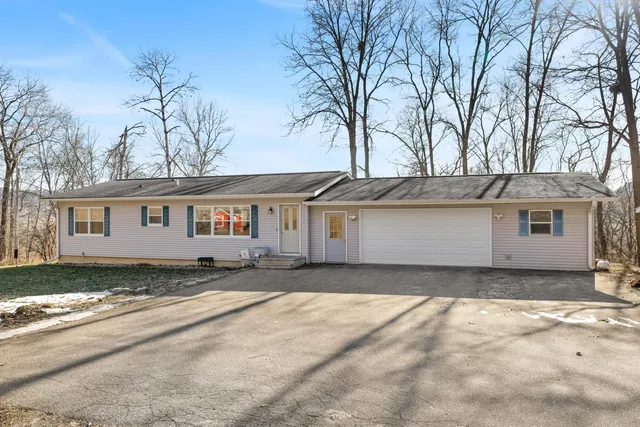 $365,000 | 5055 County 9, Houston, MN 55943