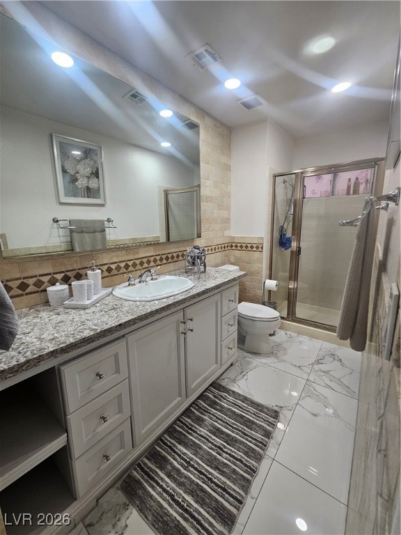 2913 Domino Way Las Vegas, NV 89117 - Photo 30 of 34 Downstairs bathroom