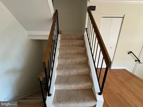 $2,900 | 3318 Buckeye Lane, Fairfax, VA 22033