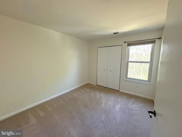 $2,900 | 3318 Buckeye Lane, Fairfax, VA 22033