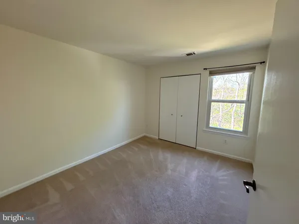 $2,900 | 3318 Buckeye Lane, Fairfax, VA 22033