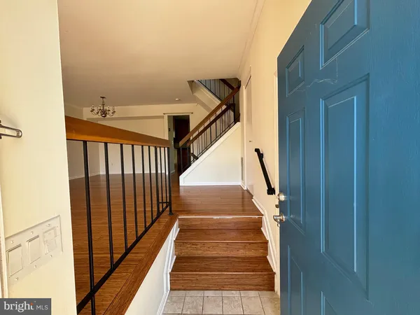 $2,900 | 3318 Buckeye Lane, Fairfax, VA 22033