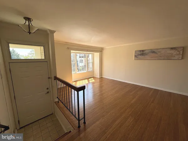 $2,900 | 3318 Buckeye Lane, Fairfax, VA 22033