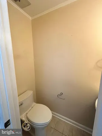 $2,900 | 3318 Buckeye Lane, Fairfax, VA 22033