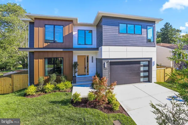 $2,250,000 | 7421 Magarity Road, Falls Church, VA 22043