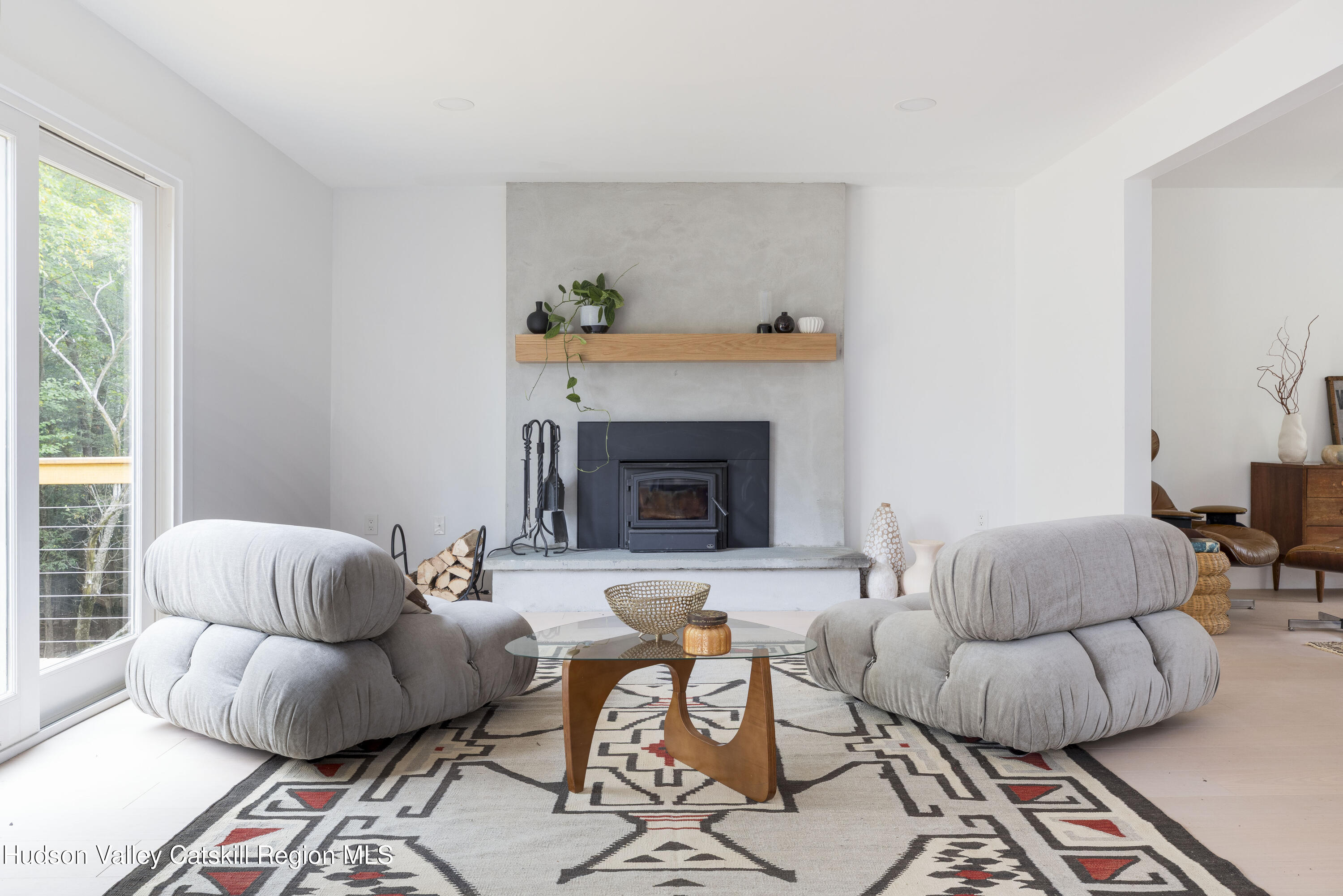 7 Maurizi Lane Woodstock, NY 12498 - Photo 4 of 38 4