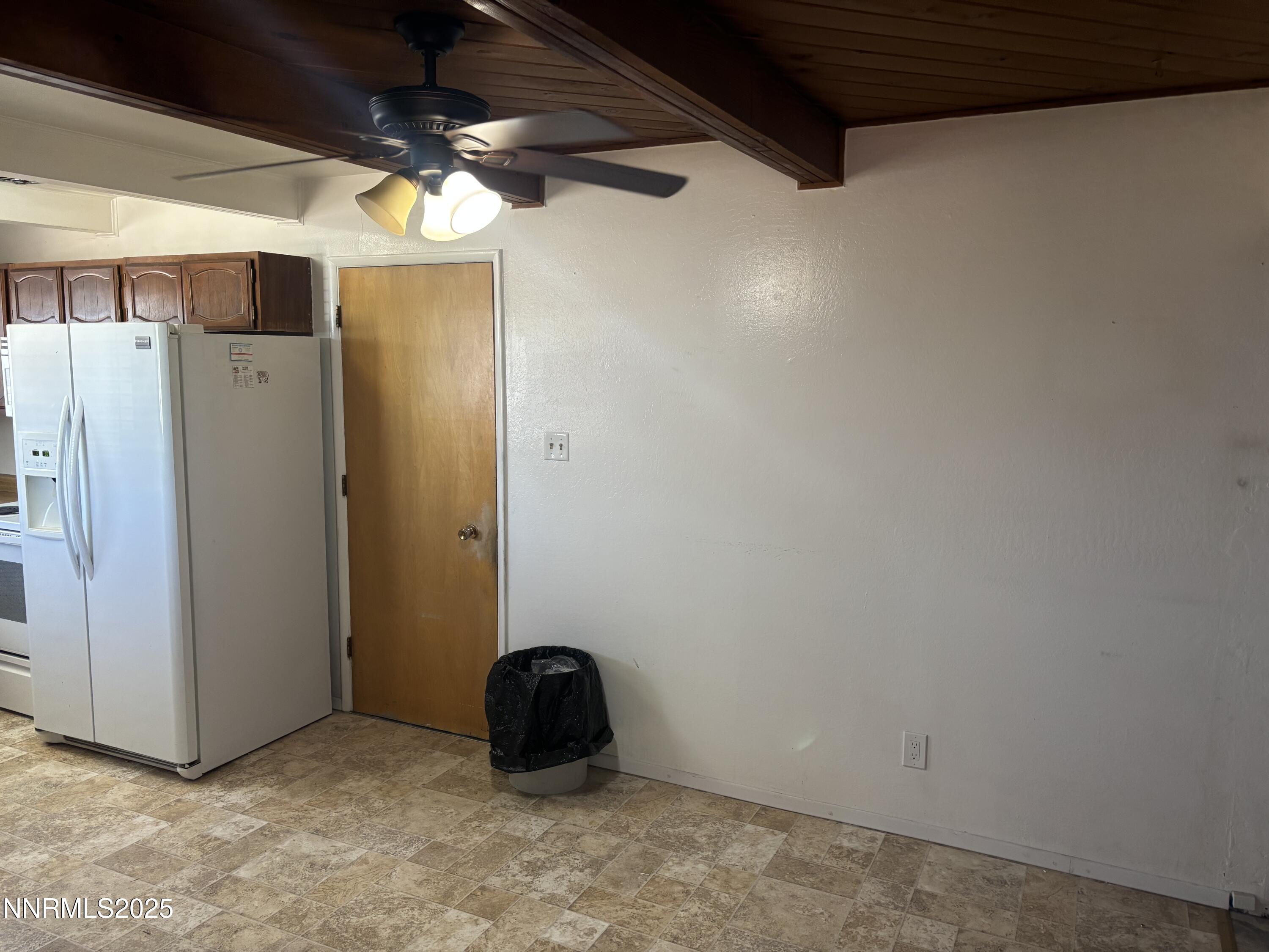 1635 Haddock Drive Reno, NV 89512 - Photo 6 of 19 Dining Area