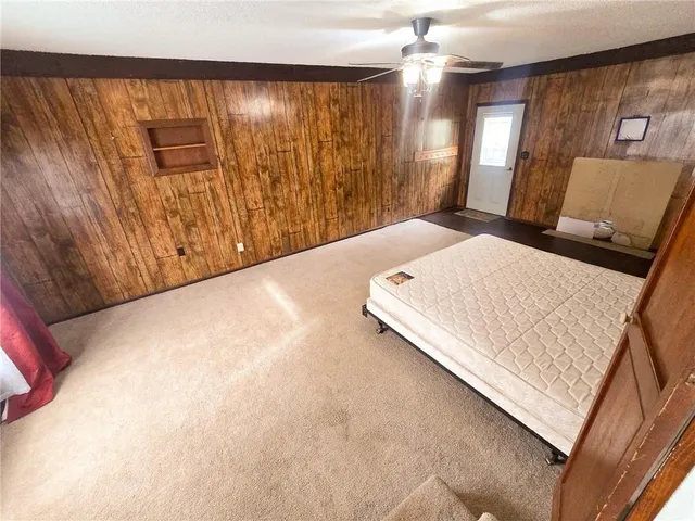 $160,000 | 103 South Hyde Street, Windsor, MO 65360