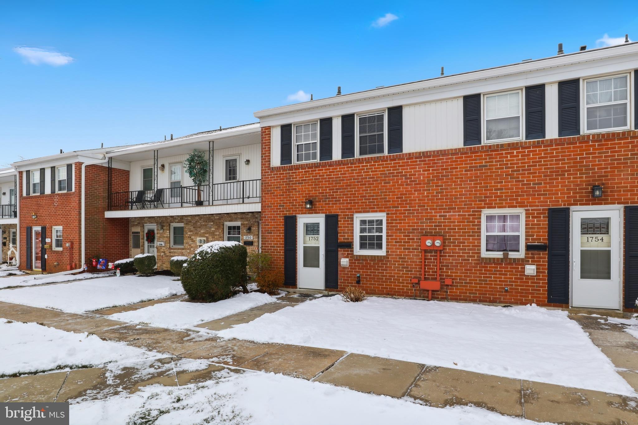 1752 Devers Road York, PA 17404 - Photo 3 of 32 Gallery Image 3