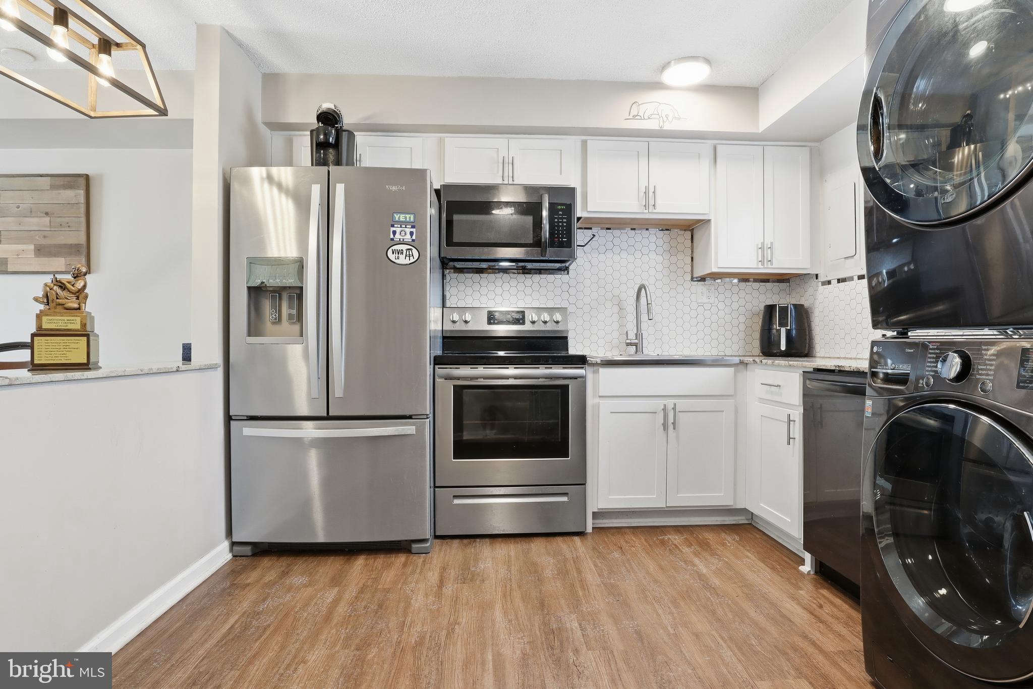 1752 Devers Road York, PA 17404 - Photo 6 of 32 Updated Kitchen
