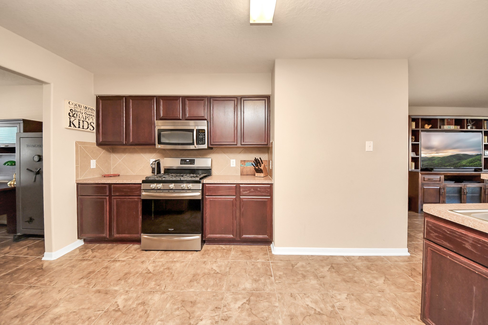 5615 Turmeric Drive Baytown, TX 77521 - Photo 15 of 49