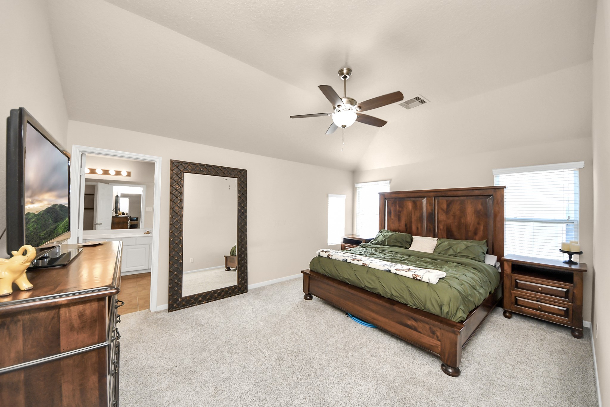 5615 Turmeric Drive Baytown, TX 77521 - Photo 31 of 49 Primary bedroom