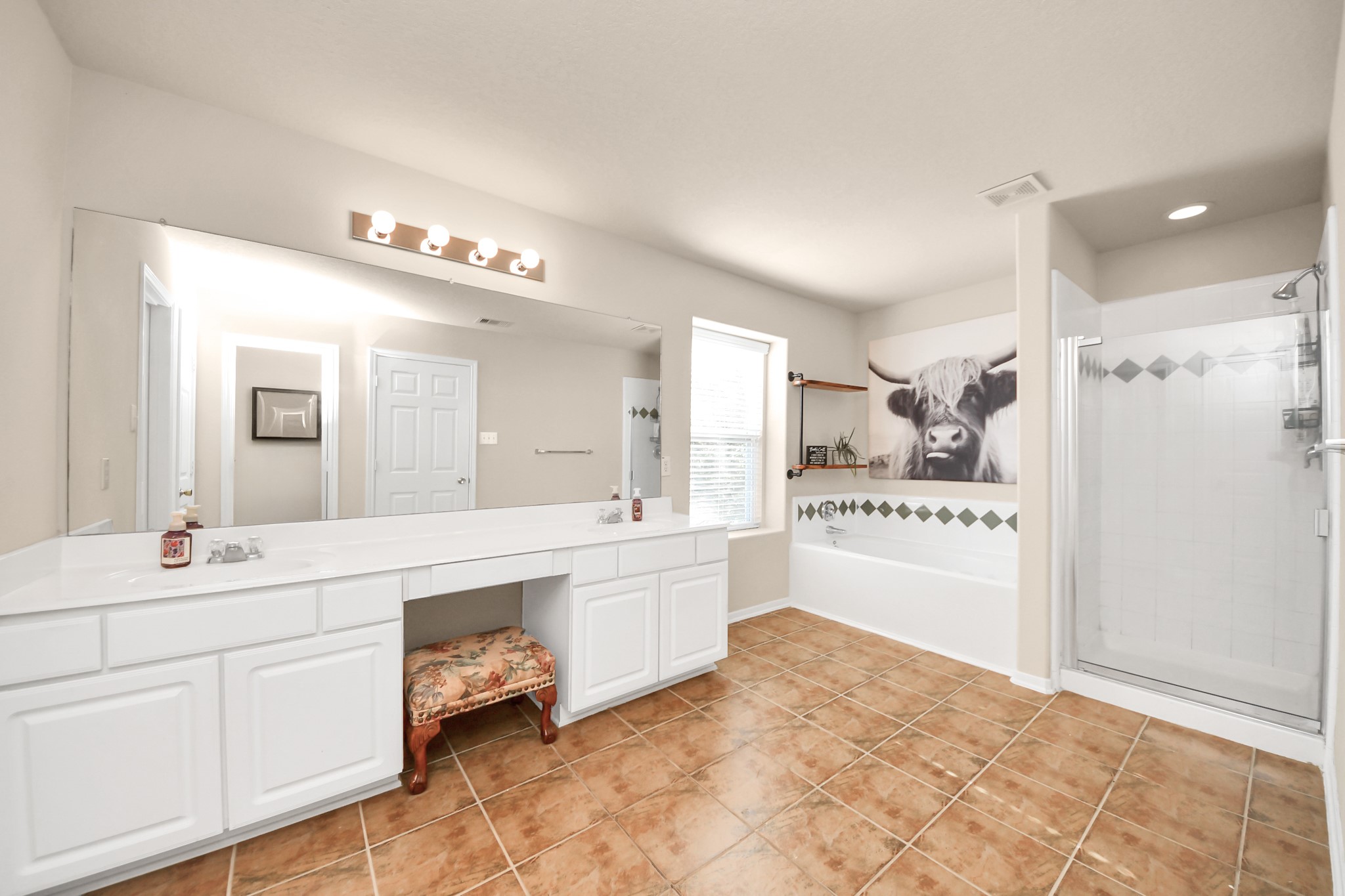 5615 Turmeric Drive Baytown, TX 77521 - Photo 36 of 49 Soaking tub and shower in primary bath