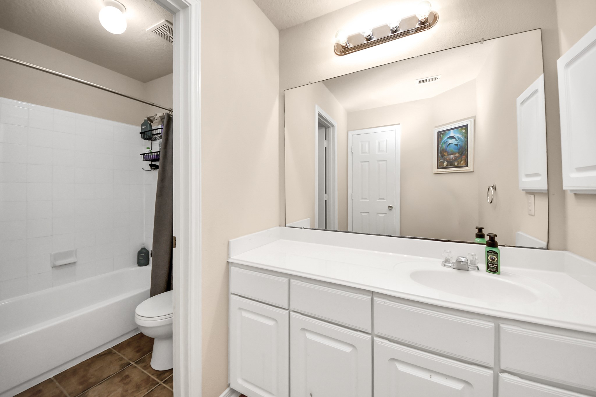 5615 Turmeric Drive Baytown, TX 77521 - Photo 41 of 49 Hall bath