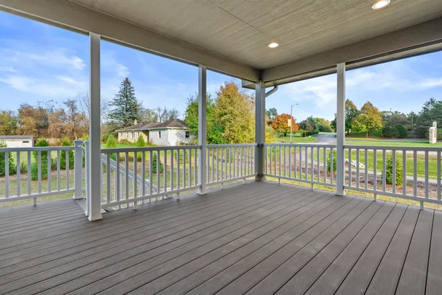 $529,900 | 7034 Stonewood Lane, Lannon, WI 53046